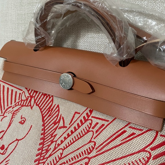 Brand new limited edition Hermès Pegasus Herbag - Picture 2 of 11